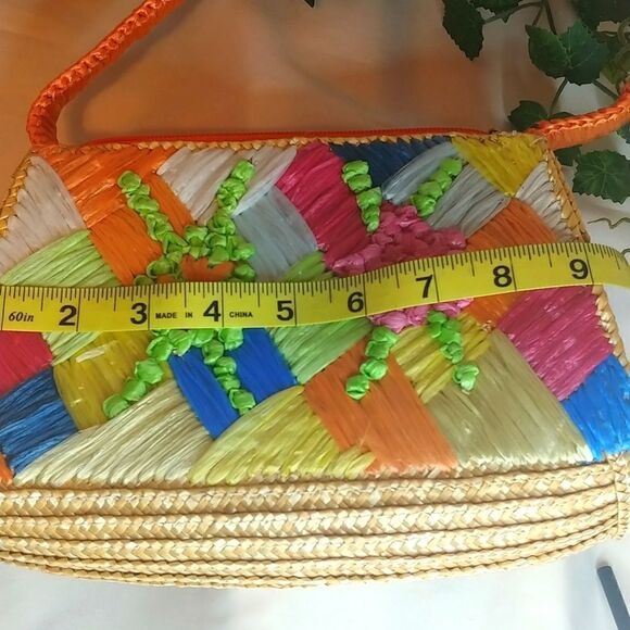 Sun "N" Sand. Perfect Vacation Straw Hand Bag. Like New! - Picture 7 of 11